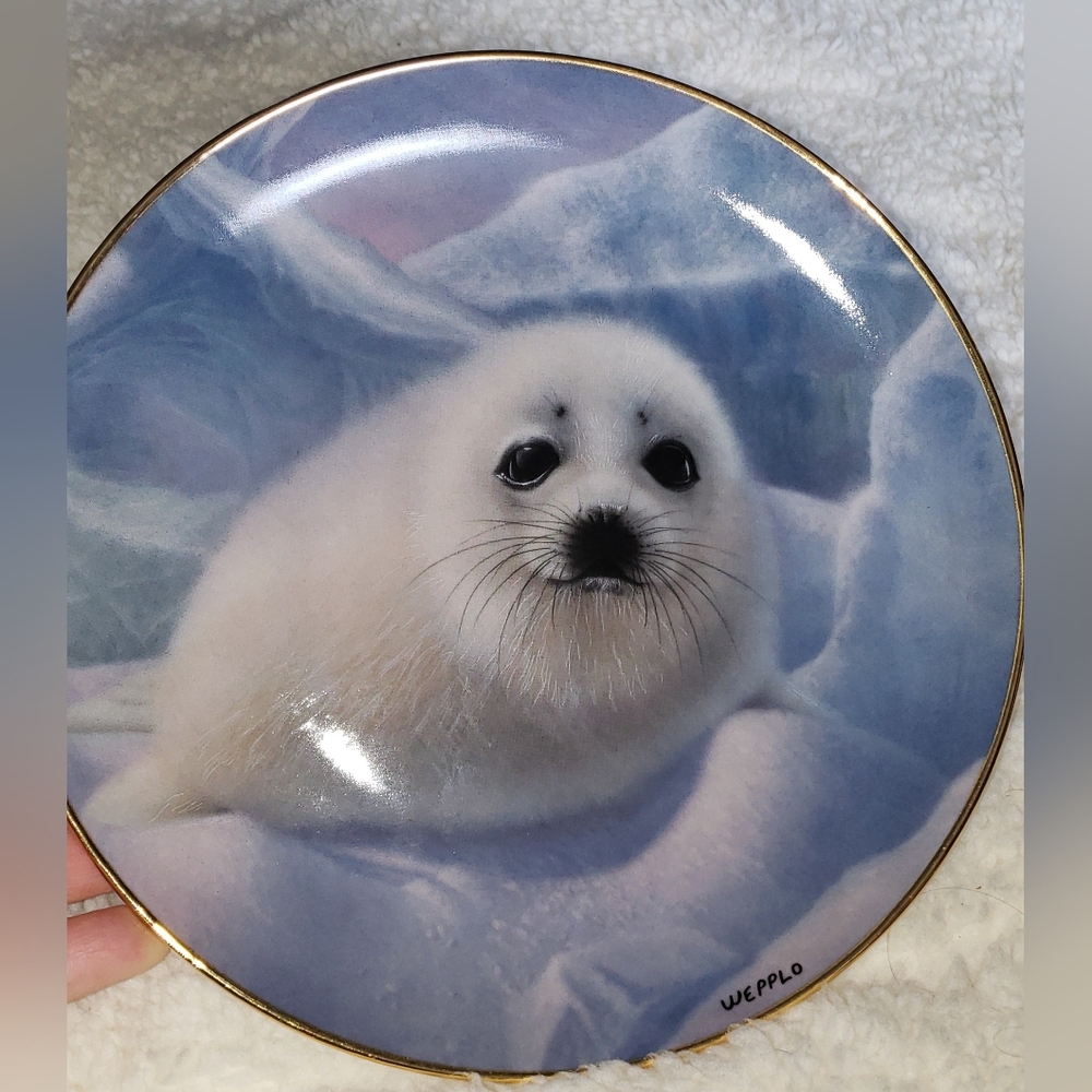Franklin Mint Seal Pupp Collectors Plate